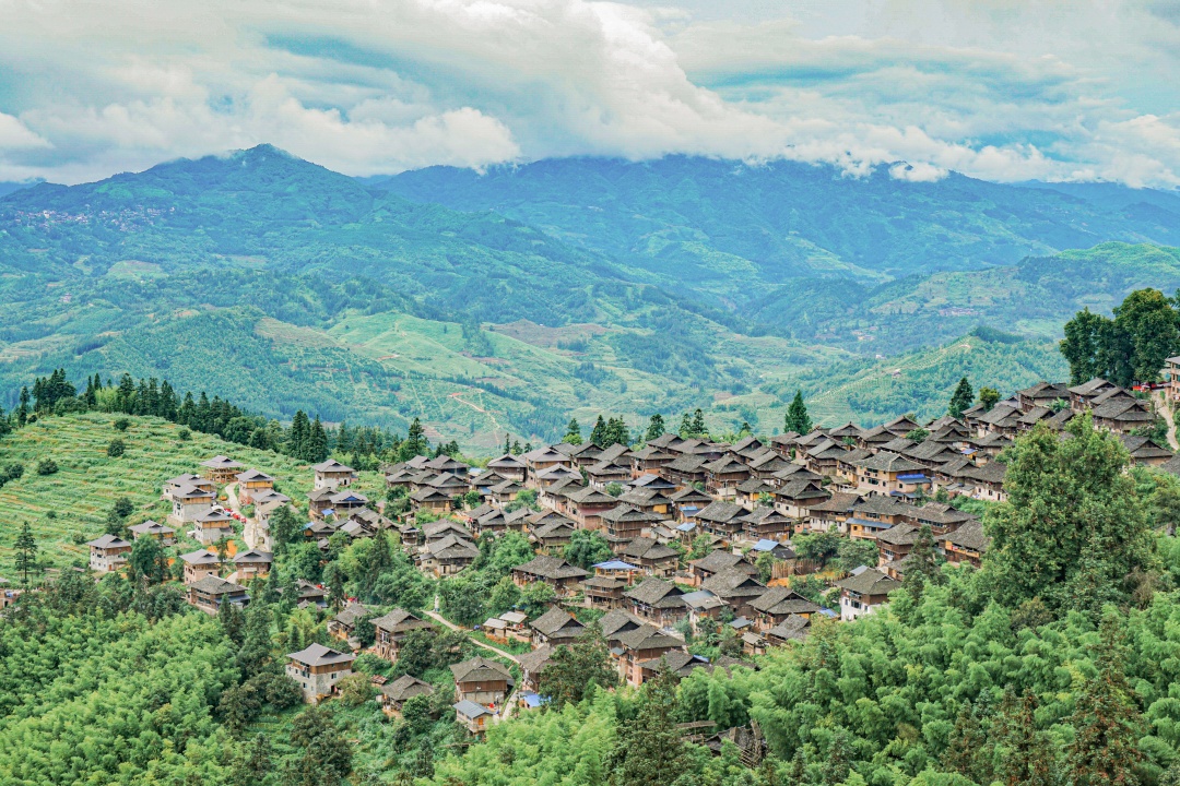 Patrimonio y Mesetas: Culturas de Montaña muy Vivas de China