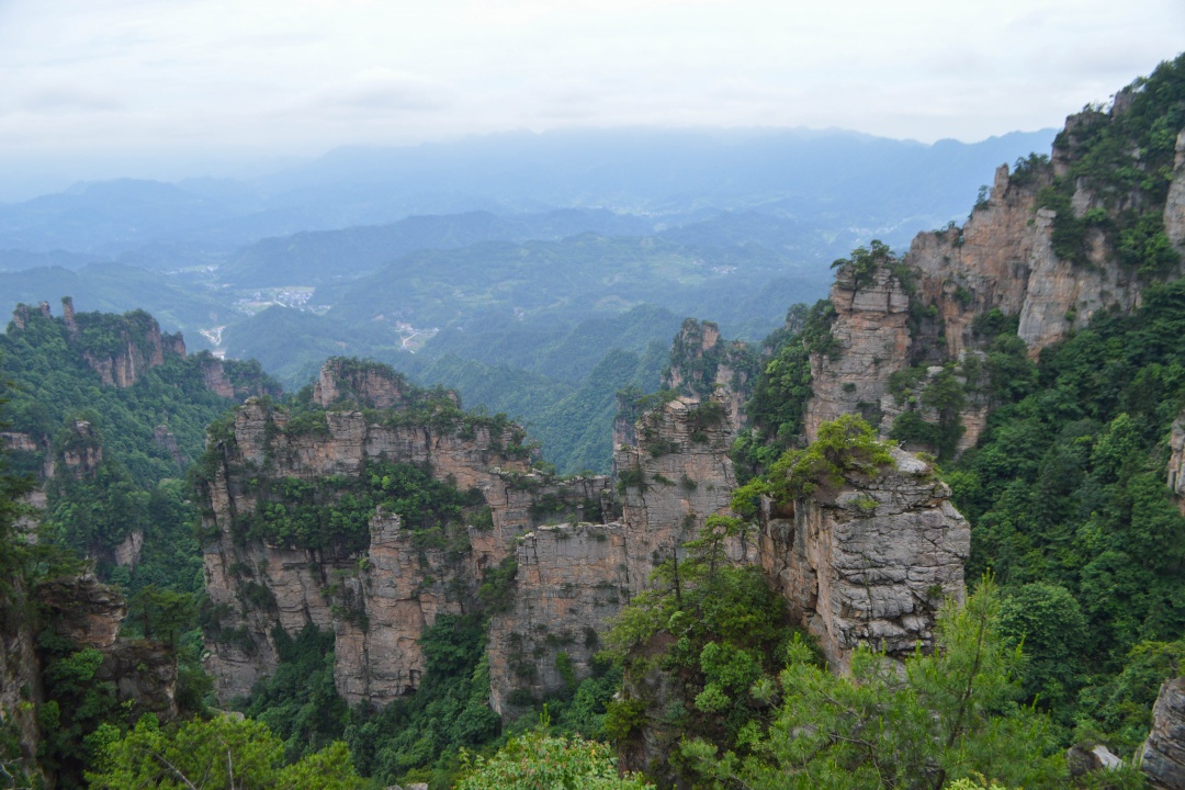 Tour de 3 Días por Zhangjiajie: Desde los Picos de Avatar hasta la Ciudad Antigua