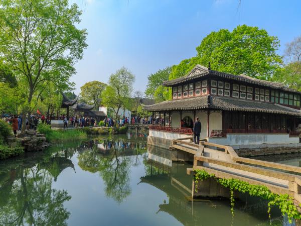 Encanto Clásico: Dos Días entre Jardines Secretos y Canales de Suzhou