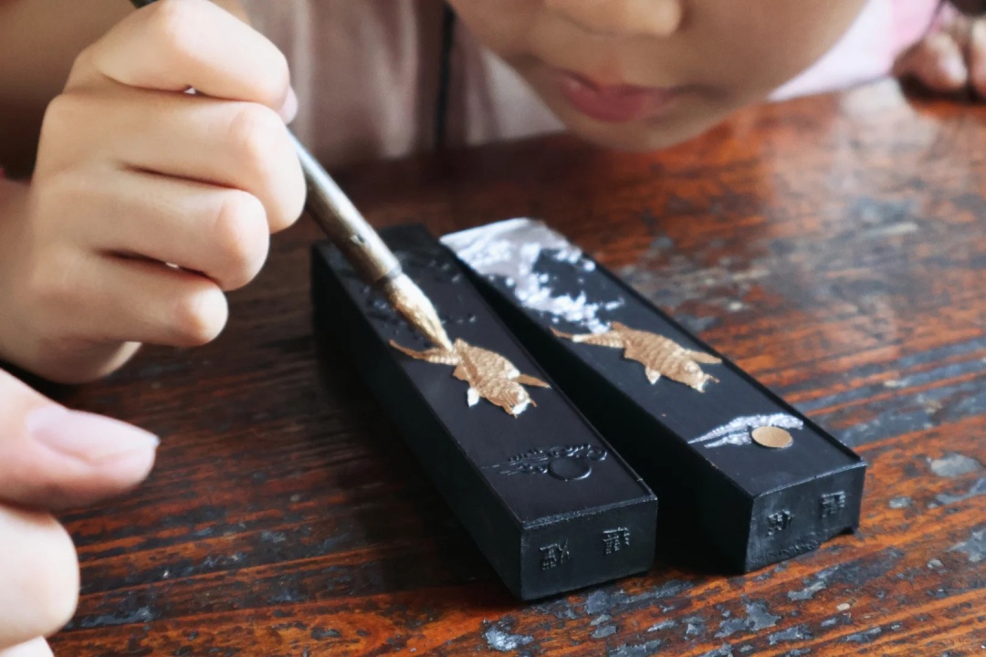 Encuentro con el Patrimonio Cultural de Huangshan y Experiencia DIY de 1 Día