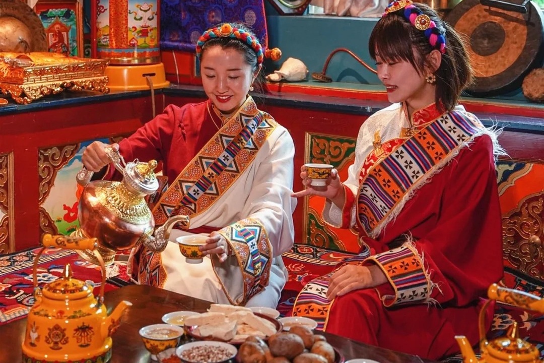 Visita a una Familia Tibetana en Shangri-La