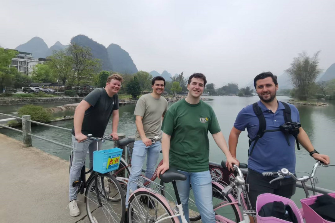 Tours de Aventura Guiados